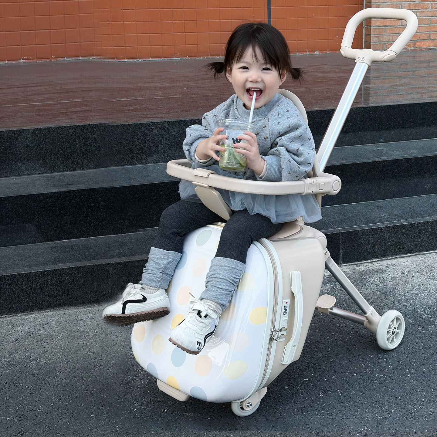 Baby Nursery Trolley - 버니플라이 어린이용 러기지 케이스는 아기가 탈